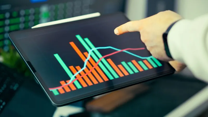When the Rocket Ship Starts Shaking: How Explosive Click Growth Quietly Sets Up a Hard Landing